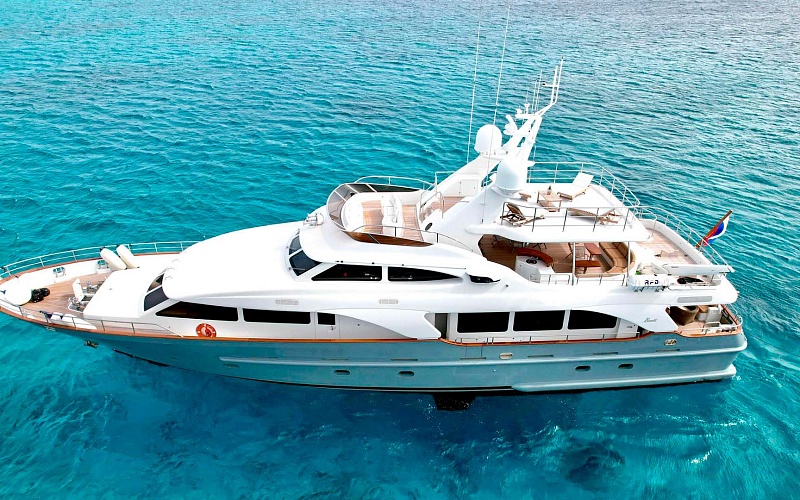 Benetti 30